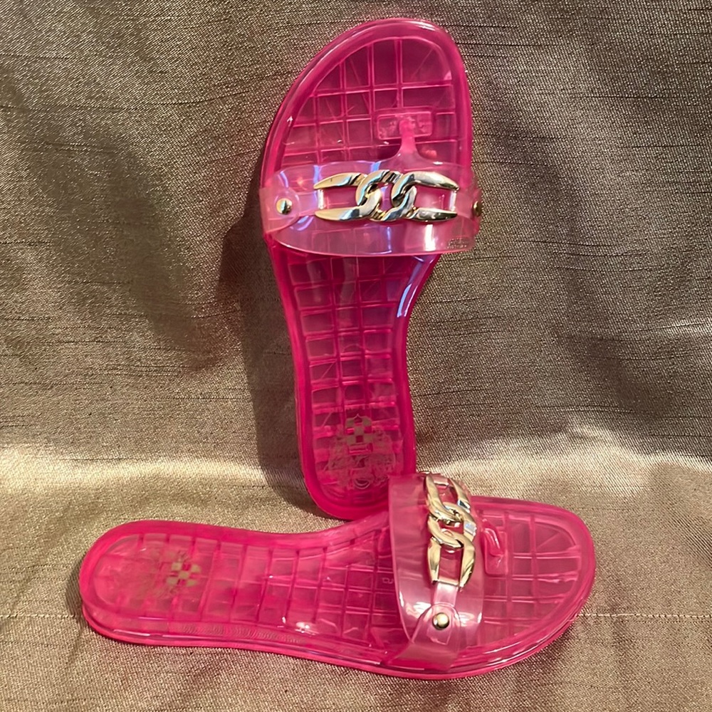 Vince Camuto Evolet Raspberry Flip Flops Size 6
